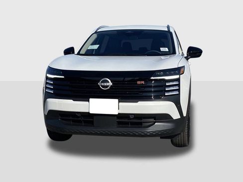 New 2026 Nissan Kicks SR image 6