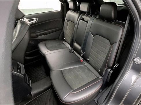 Used 2021 Ford Edge ST-Line w/ Class II Trailer Tow Package AWD/4WD image 20