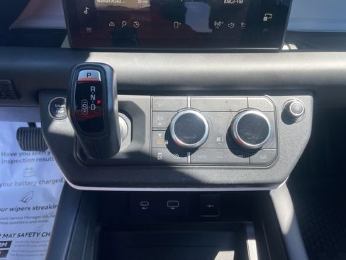 Used 2023 Land Rover Defender 110 S AWD/4WD image 23