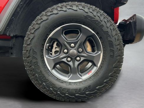Used 2023 Jeep Gladiator Rubicon AWD/4WD image 13