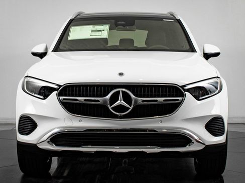 New 2026 Mercedes-Benz GLC 300 GLC 300 image 2
