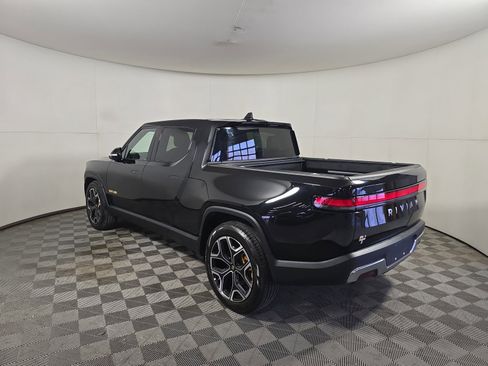 Used 2022 Rivian R1T Launch Edition image 3