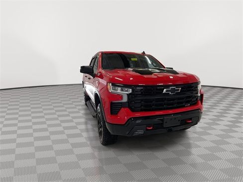 Certified 2022 Chevrolet Silverado 1500 LT Trail Boss image 2