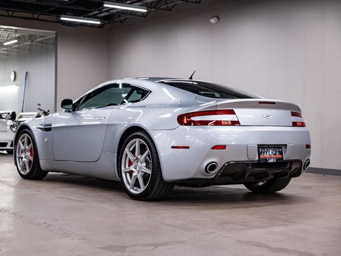 Used 2007 Aston Martin V8 Vantage Coupe RWD image 29
