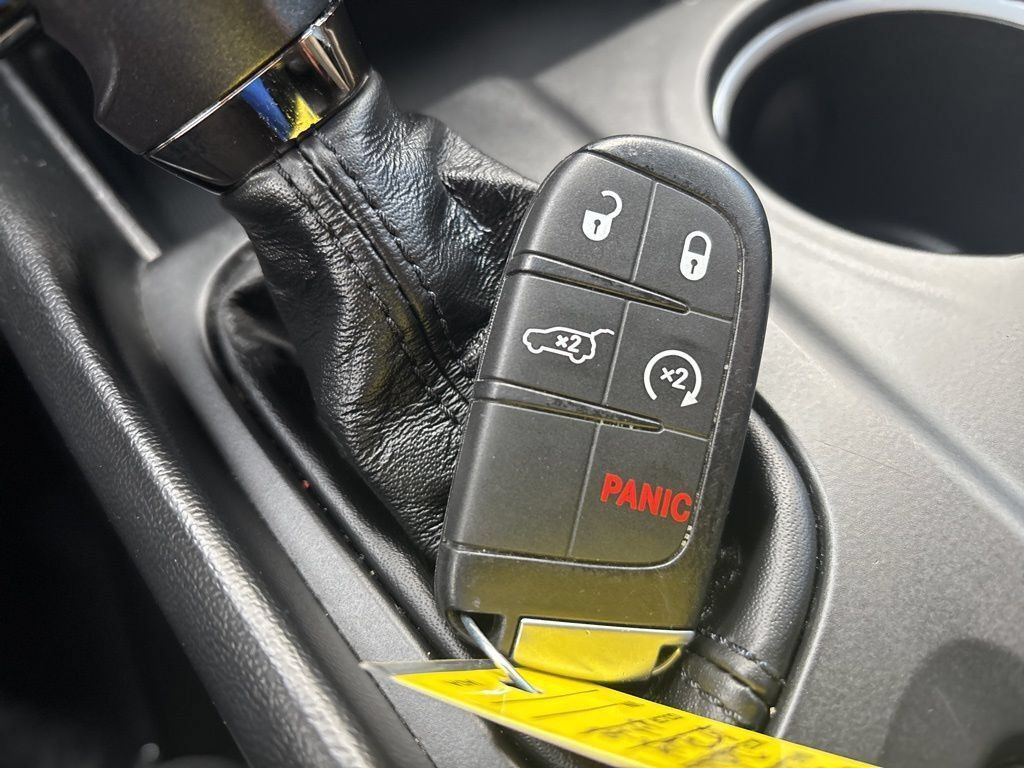 Used 2022 Dodge Durango GT AWD/4WD image 39