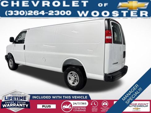 New 2025 Chevrolet Express 3500 Extended w/ Driver Convenience Package image 4