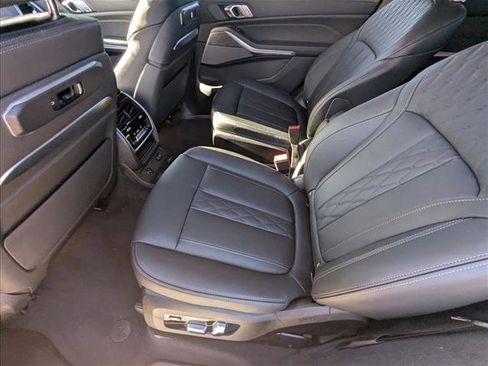 New 2027 BMW X7 xDrive40i w/ M Sport Package AWD/4WD image 15