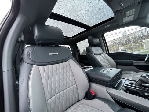 Used 2023 Ford F150 Limited image 27