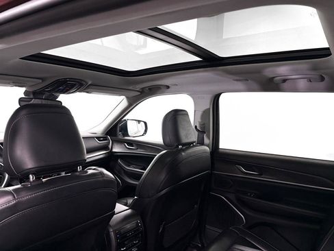 Used 2022 Jeep Grand Cherokee L Limited image 5