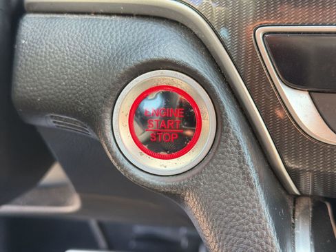 Used 2020 Honda Accord Sport image 24