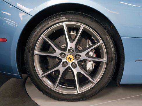 Used 2012 Ferrari California RWD image 26