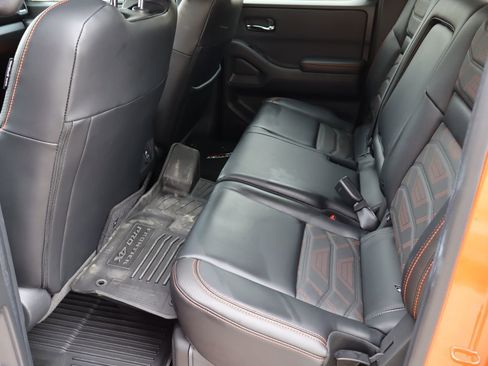 Used 2025 Nissan Frontier PRO-4X w/ Pro Premium Package AWD/4WD image 6
