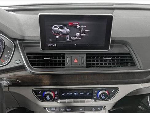 Used 2019 Audi Q5 2.0T Premium Plus AWD/4WD image 29