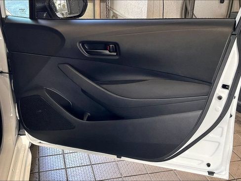 Used 2024 Toyota Corolla LE FWD image 21