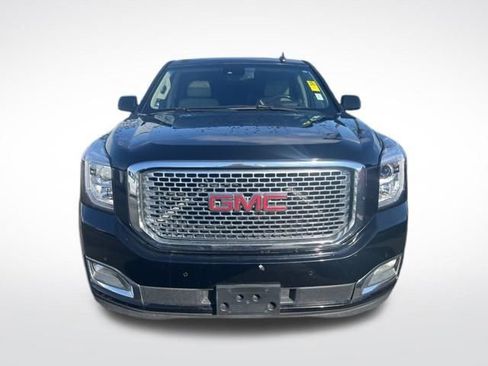 Used 2015 GMC Yukon Denali w/ Touring Package image 2