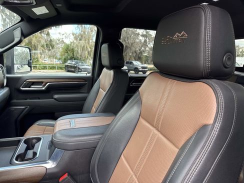 Used 2024 Chevrolet Silverado 2500 High Country image 20