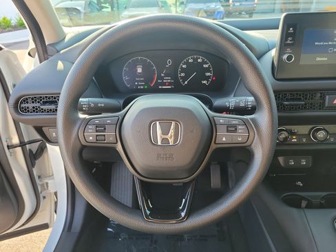 Used 2026 Honda HR-V LX image 17