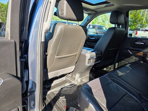 Used 2020 GMC Sierra 1500 SLT w/ SLT Premium Plus Package AWD/4WD image 19