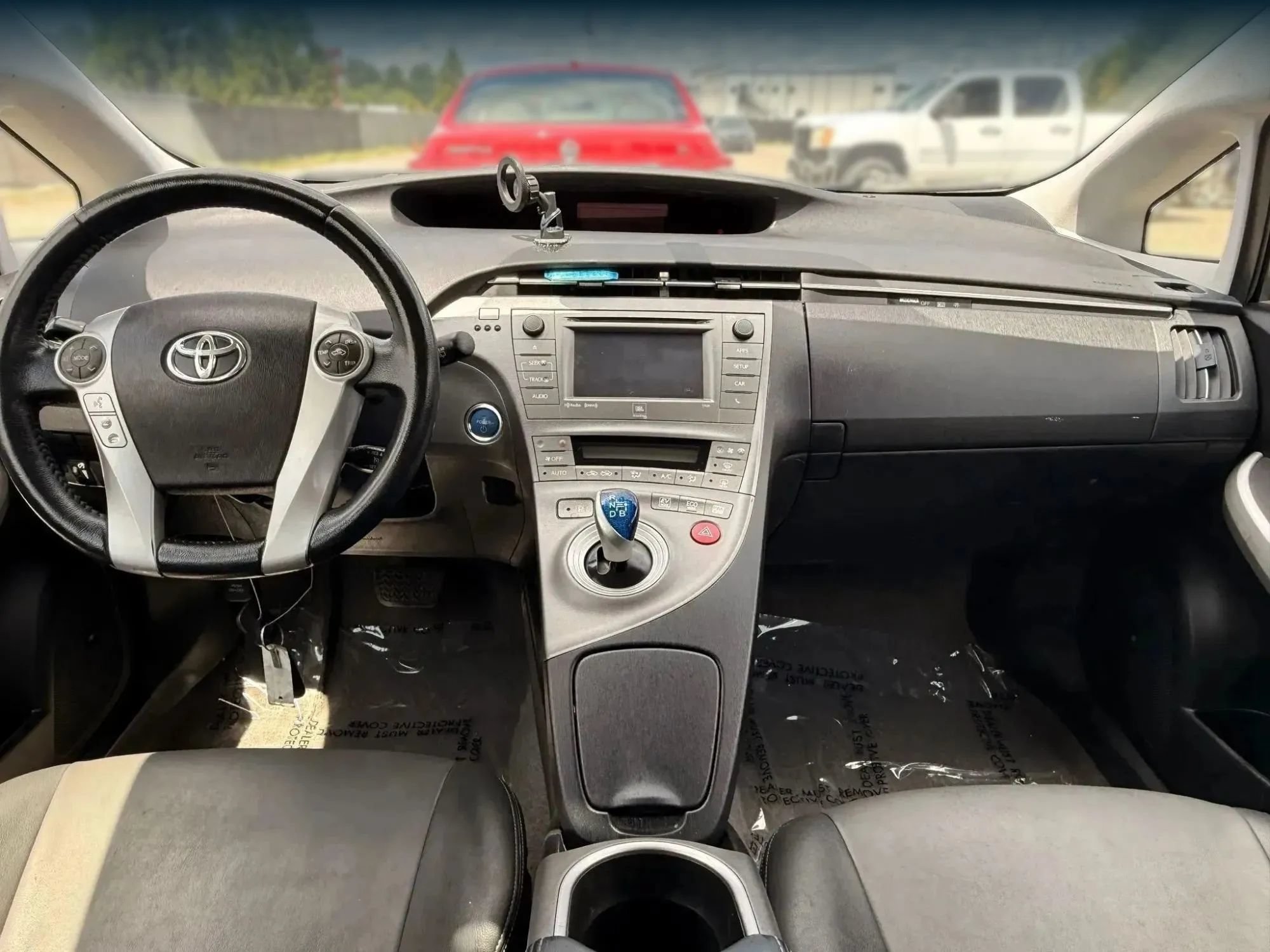 Used 2014 Toyota Prius Four FWD image 3