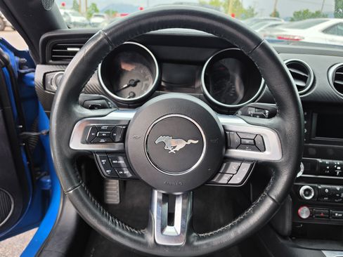 Used 2019 Ford Mustang Coupe w/ Black Accent Package RWD image 13