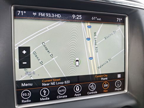 Used 2018 Jeep Grand Cherokee Limited image 26