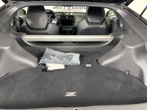Used 2024 Nissan Z Performance w/ Floor Mat Package image 17