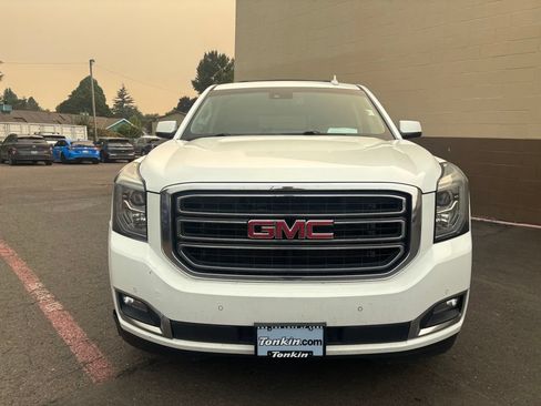 Used 2017 GMC Yukon XL SLT AWD/4WD image 14