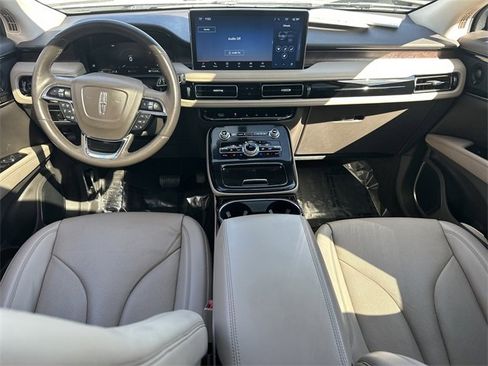 Certified 2022 Lincoln Nautilus Reserve w/ Equipment Group 201A image 16