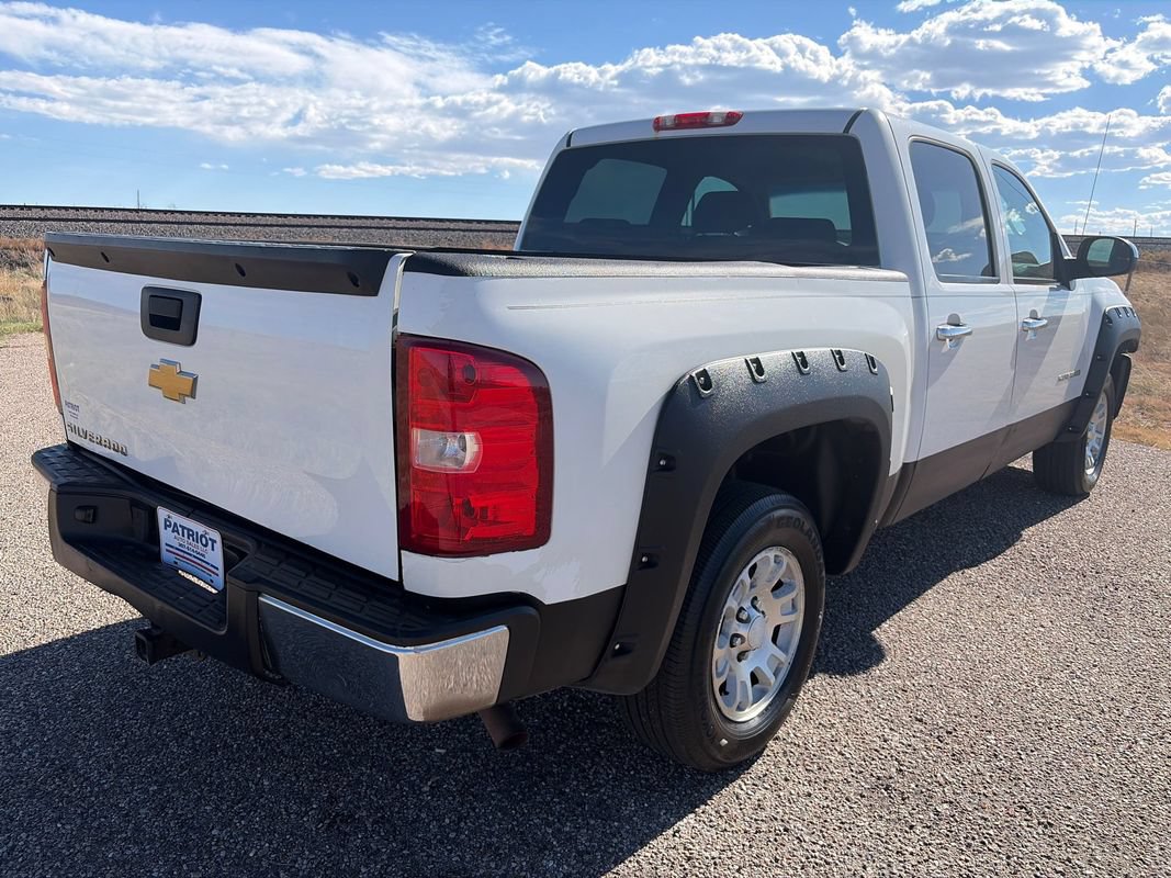 Used 2012 Chevrolet Silverado 1500 W/T w/ Skid Plate Package AWD/4WD image 5