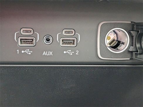 New 2024 Jeep Grand Cherokee Limited 4xe image 24