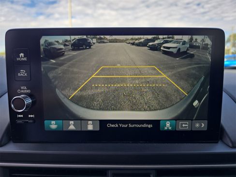 Certified 2025 Honda Pilot EX-L image 18