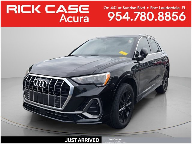 Used 2021 Audi Q3 2.0T Premium w/ Convenience Package AWD/4WD image 1