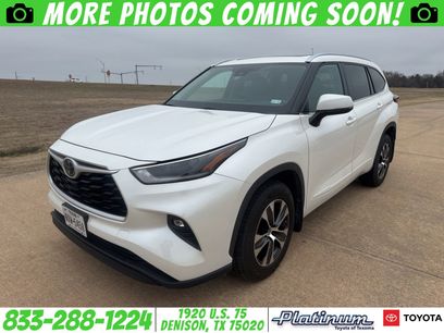 Used 2021 Toyota Highlander XLE