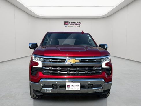 Used 2022 Chevrolet Silverado 1500 LTZ w/ LTZ Premium Package image 2