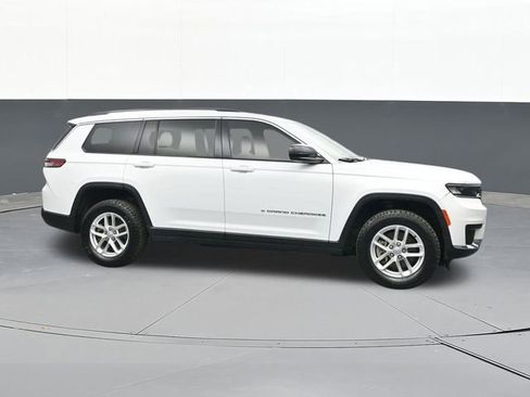 Used 2022 Jeep Grand Cherokee L Laredo w/ Luxury Tech Group I image 18
