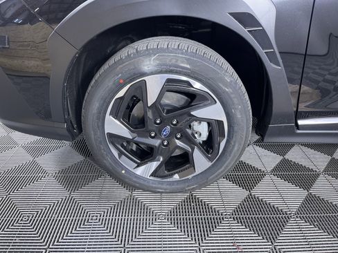 Certified 2025 Subaru Crosstrek 2.5i Limited image 24