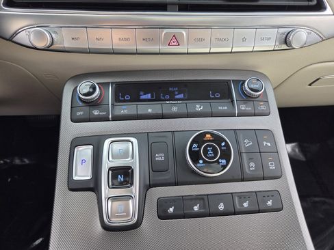 Used 2021 Hyundai Palisade Calligraphy image 26