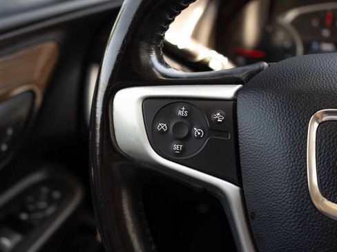 Used 2021 GMC Terrain SLE w/ Driver Convenience Package FWD image 20