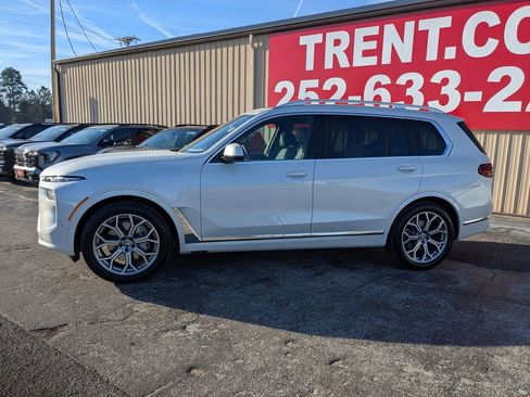 Used 2025 BMW X7 xDrive40i image 2
