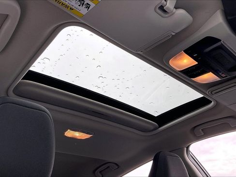 Certified 2024 Subaru Impreza 2.0i Sport image 12