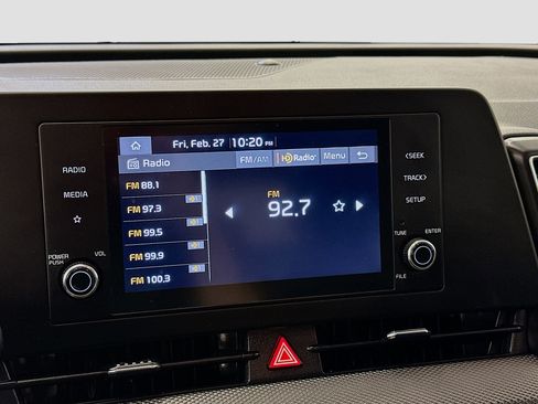 Used 2025 Kia Sportage LX image 21
