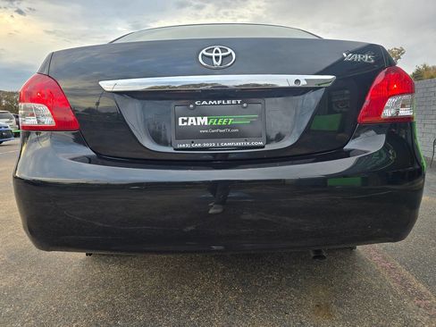 Used 2012 Toyota Yaris Sedan image 12