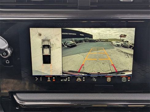 Used 2024 GMC Sierra 2500 AT4 w/ AT4 Preferred Package image 32