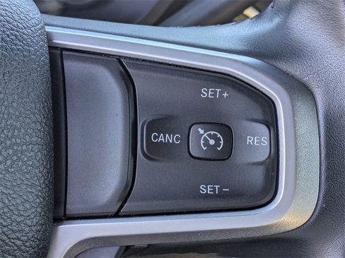 Used 2024 RAM 3500 Big Horn image 21