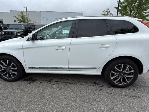 Used 2016 Volvo XC60 T5 Premier AWD/4WD image 11