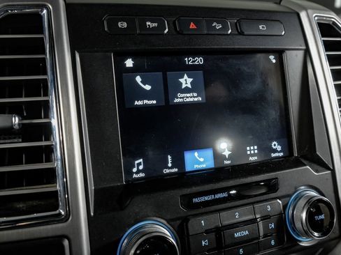 Used 2017 Ford F250 Platinum w/ FX4 Off-Road Package image 27