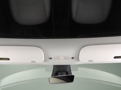 Used 2025 Tesla Model Y Long Range image 60