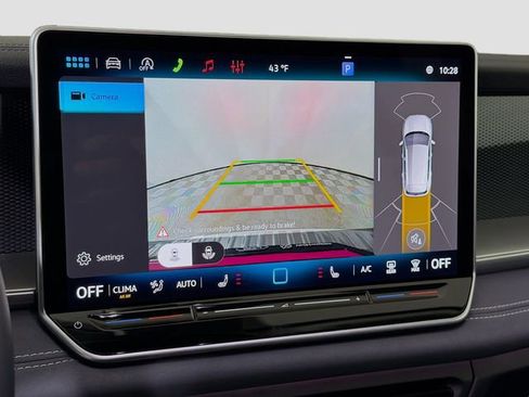 New 2026 Volkswagen Tiguan SE FWD image 16