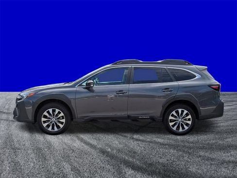 Used 2024 Subaru Outback Limited AWD/4WD image 7