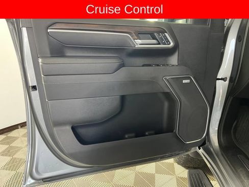 Used 2025 GMC Sierra 2500 SLT AWD/4WD image 12